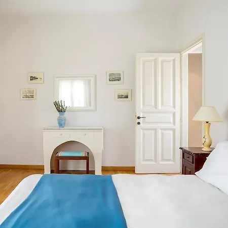 Villa Cosmos House
